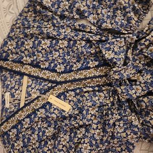 Blue floral tunic top